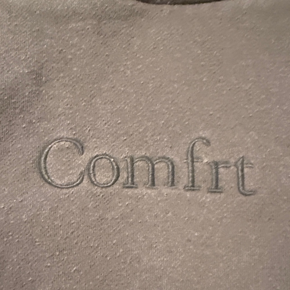 Comfrt Men's Gray Hoodie Sweater - Picture 2 of 4